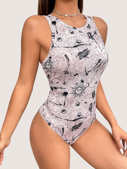 Body tank con estampado floral con mariposa